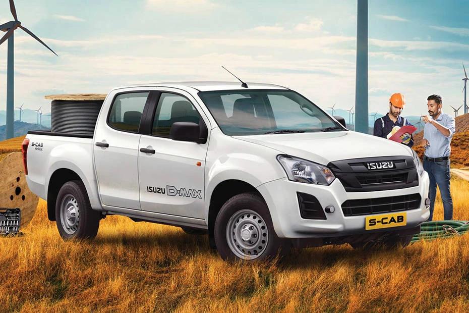 Isuzu S Cab rear-view view highlighting width, presence, and balance
