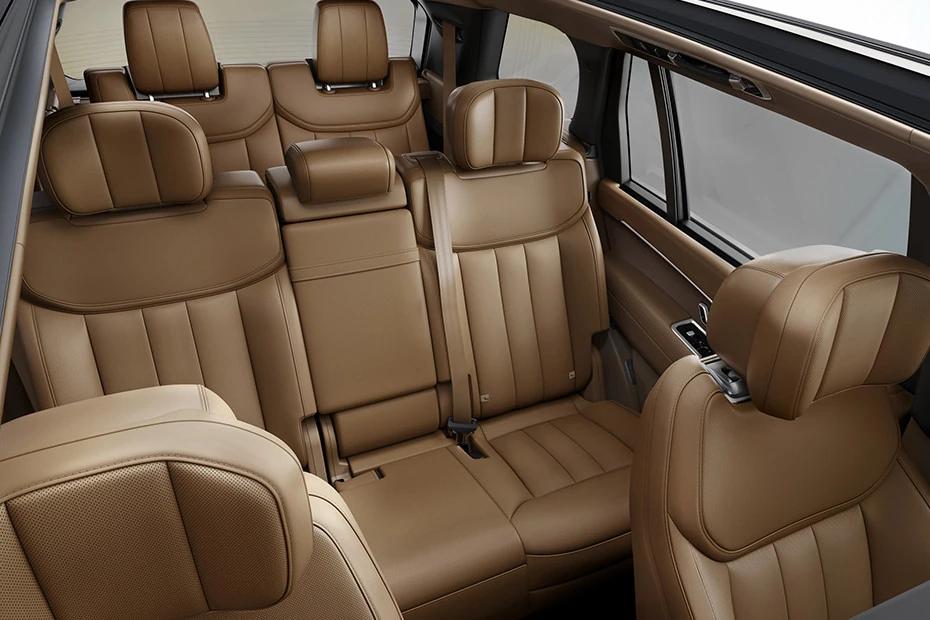 Land Rover Range Rover front-seats view highlighting support, padding, and comfort