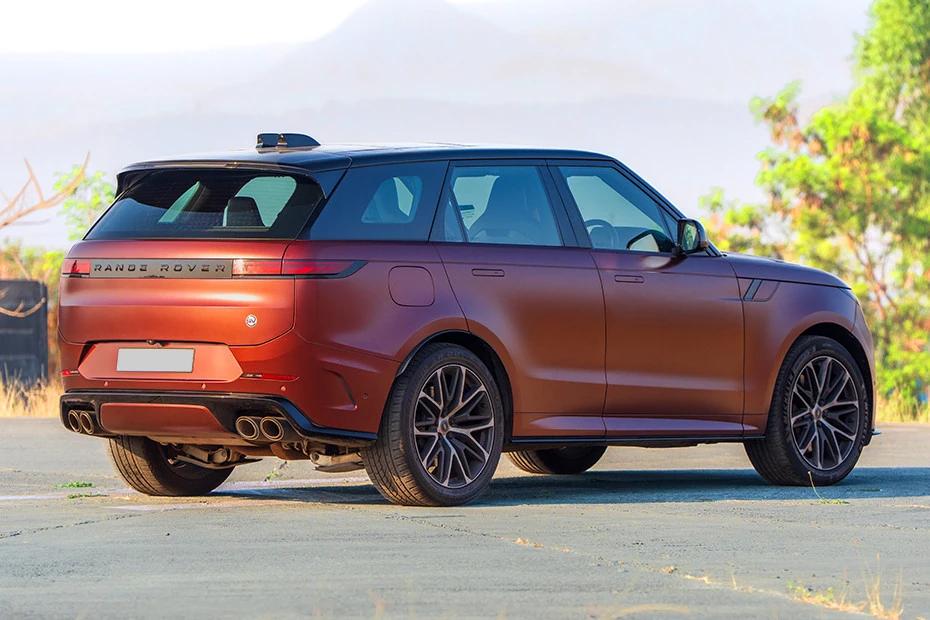 Land Rover Range Rover Sport top-view view highlighting contour, symmetry, and packaging