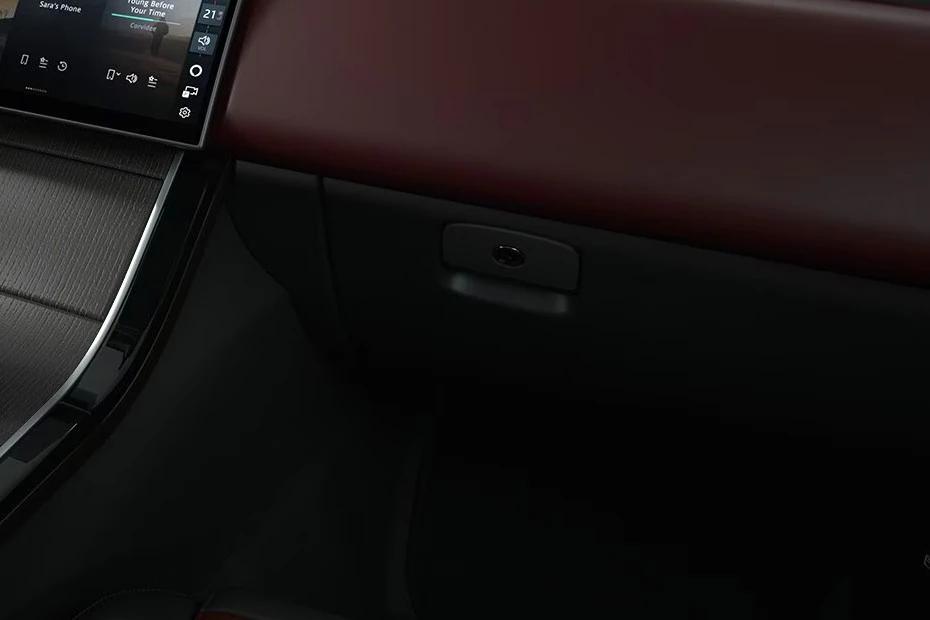 Land Rover Range Rover Velar boot-space view highlighting capacity, access, and versatility