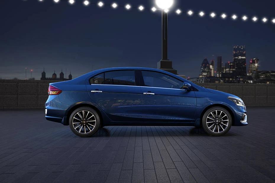 Maruti Ciaz rear-view view highlighting width, presence, and balance