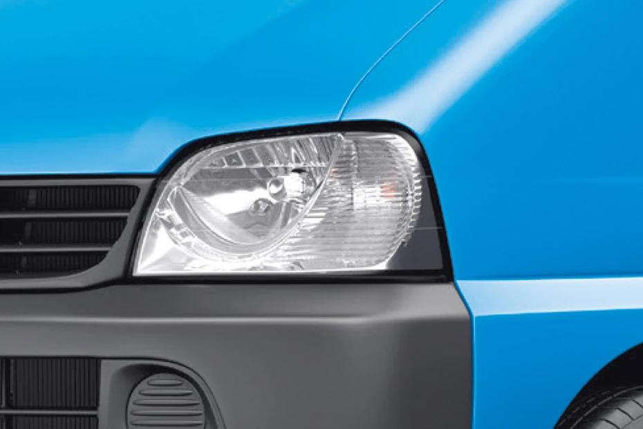 Maruti Eeco steering-wheel view highlighting grip, controls, and comfort