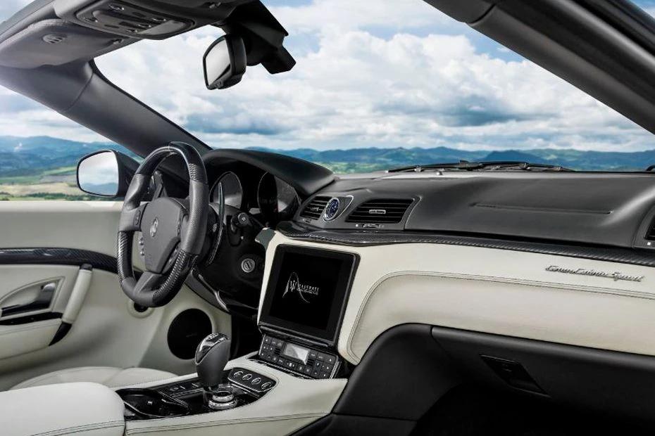 Maserati Gran Cabrio dashboard view highlighting layout, materials, and clarity