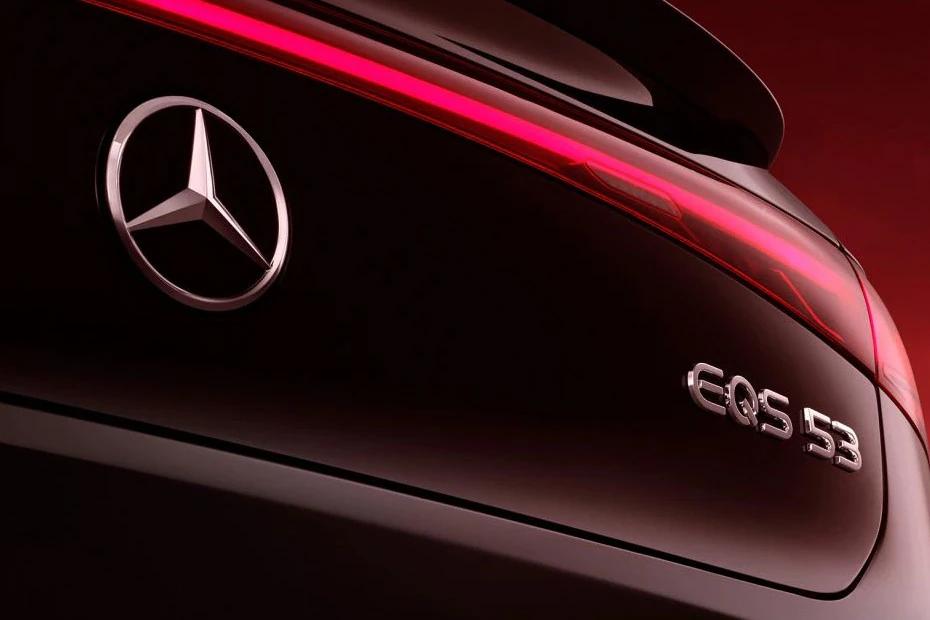 Mercedes Benz Amg Eqs top-view view highlighting contour, symmetry, and packaging