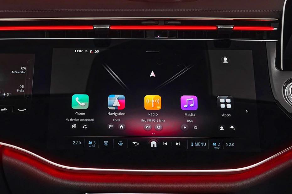 Mercedes Benz E Class infotainment view highlighting screen, clarity, and usability