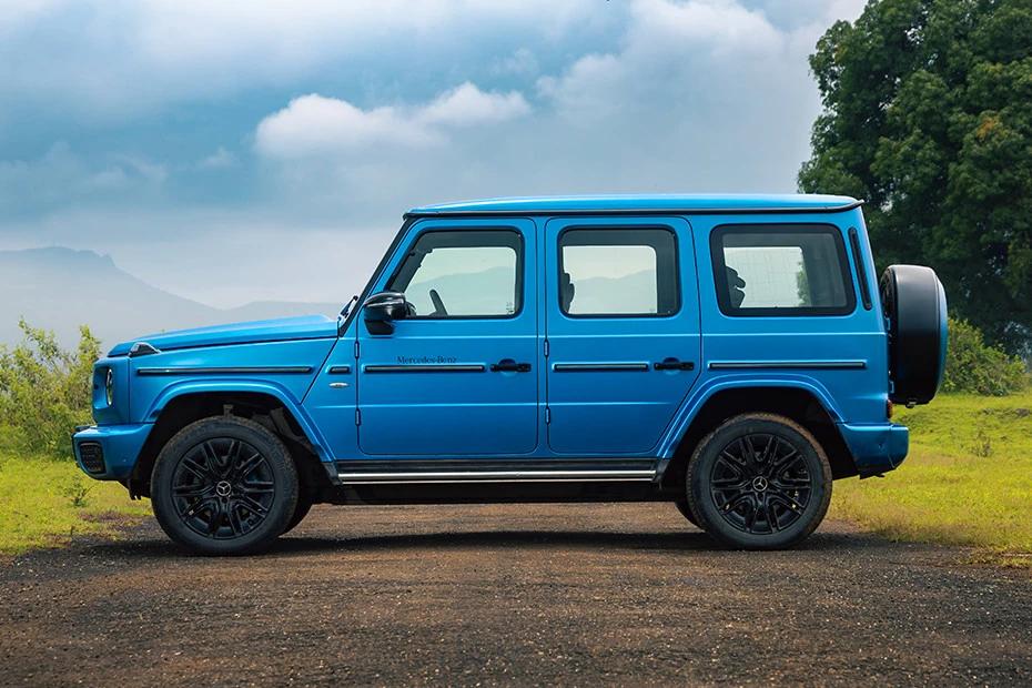 Mercedes Benz G Class Electric side-profile view highlighting roofline, stance, and proportion