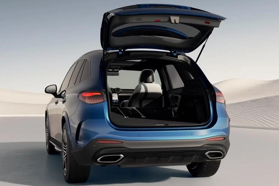 Mercedes Benz Glc top-view view highlighting contour, symmetry, and packaging