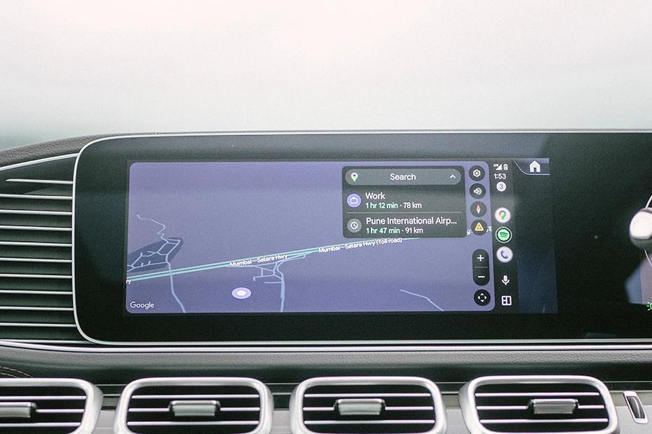 Mercedes Benz Gls infotainment view highlighting screen, clarity, and usability
