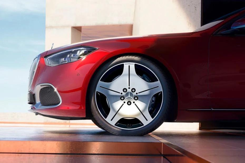 Mercedes Benz Maybach S Class wheel-closeup view highlighting pattern, finish, and attitude