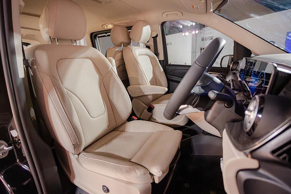 Mercedes Benz V Class front-seats view highlighting support, padding, and comfort