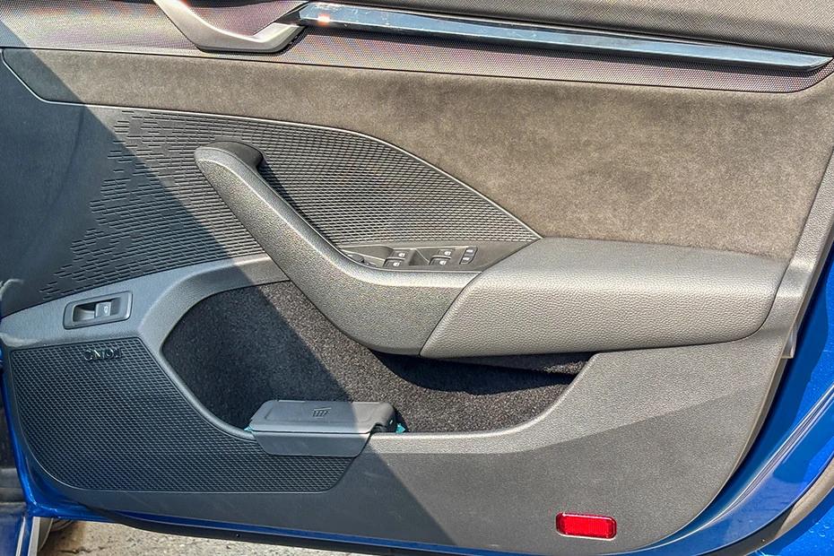 Skoda Octavia Rs boot-space view highlighting capacity, access, and versatility