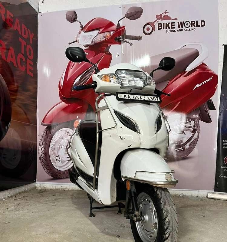 A honda activa-5g,2019 model is up for sale