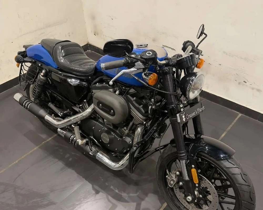 HARLEY DAVIDSON ROADSTER 1200