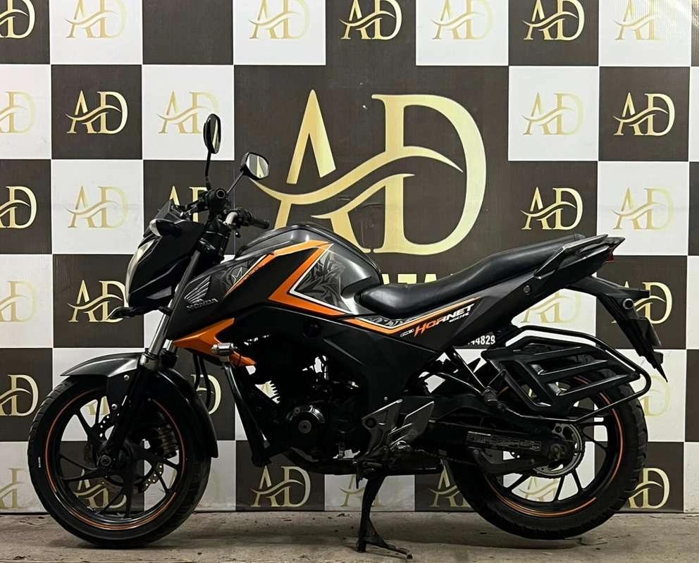 HONDA HORNET 160r MINT CONDITION