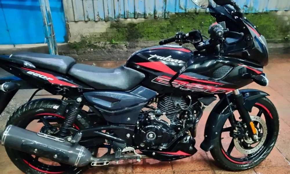 Bajaj pulsar 220f 2024 owner First