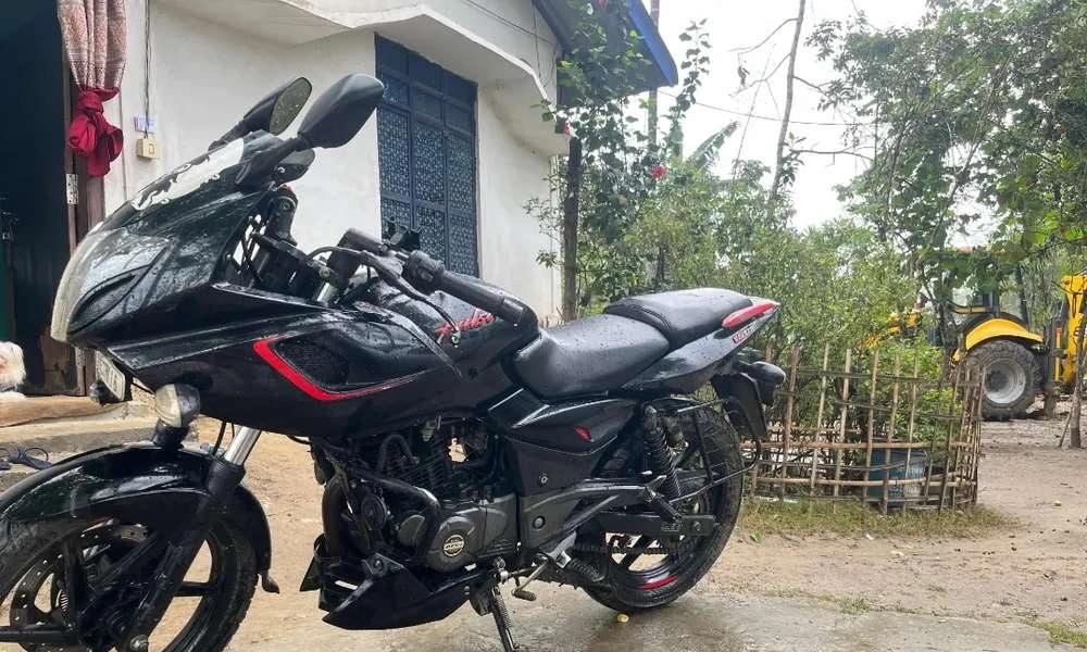 Bajaj Pulsar 180F abs