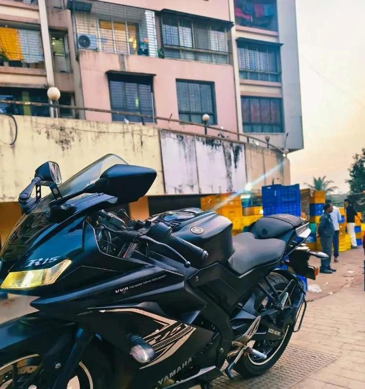 Yamaha R15 v3 most demanding. Vip Number,Black beauty.single owner.