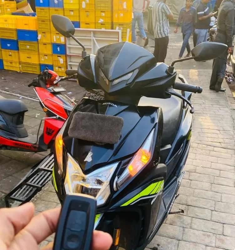 Urgent sell Honda dio 125 smart with remote 2023 dec Almost 2024
