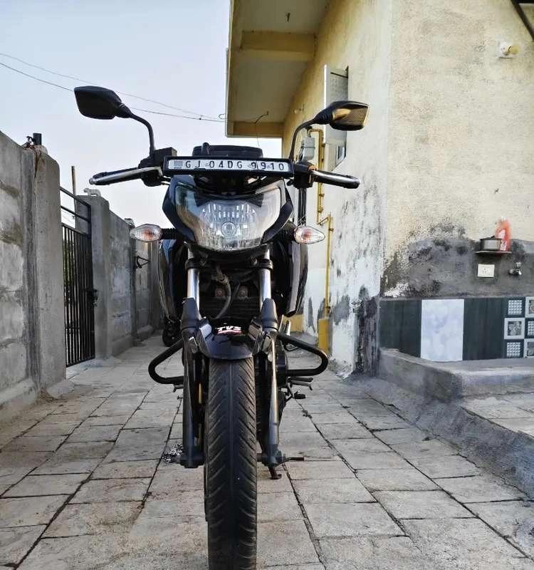 TV's Apache RTR 1604v