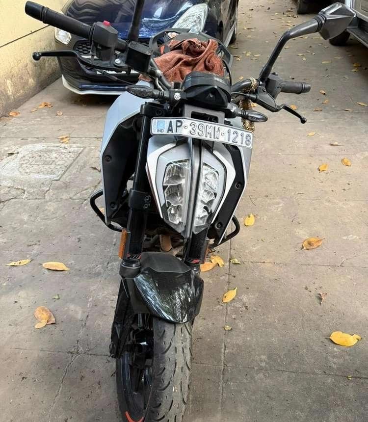 Ktm Duke 250 2022 model