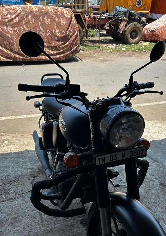 Royal Enfield Classic STEALTH BLACK 500cc