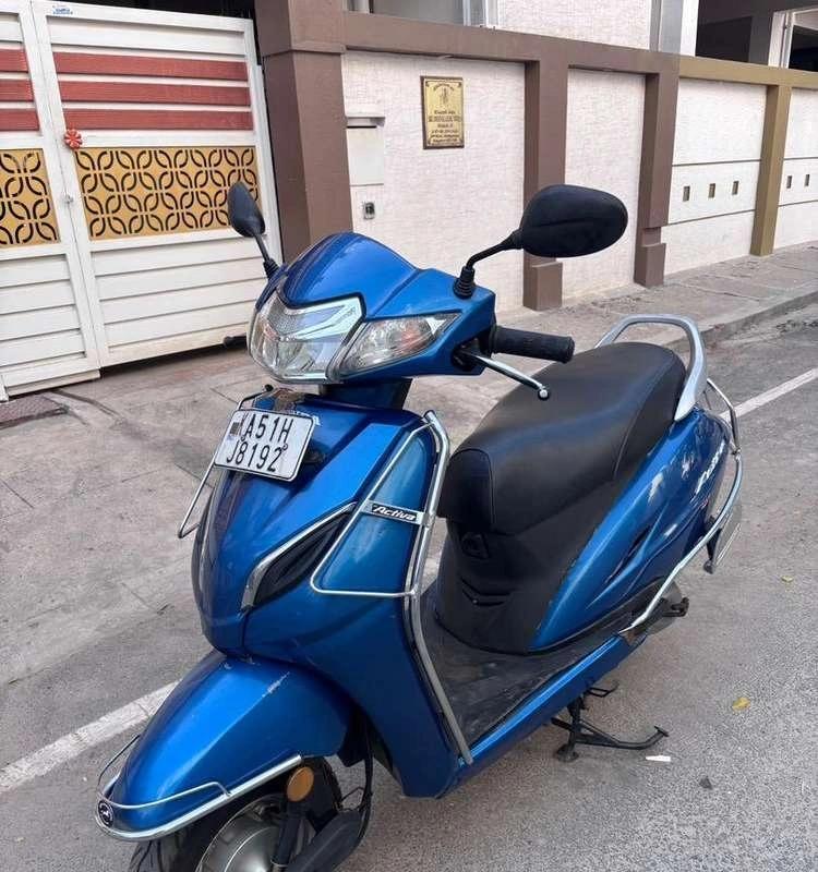 (HONDA ACTIVA 5g)(EXCLLENT CONDITION)