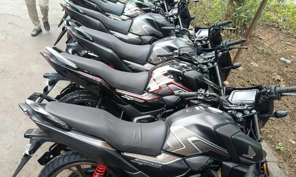 New Honda sp 125 low down payment 11,000/* free helmet
