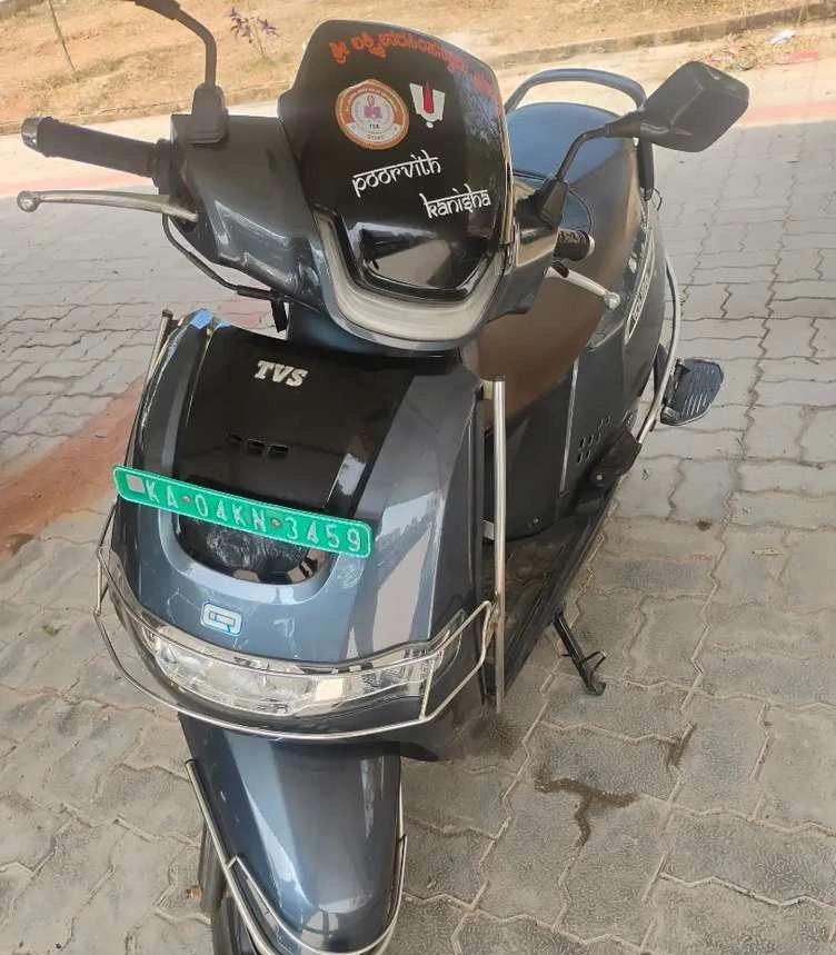 TVs i Qube S