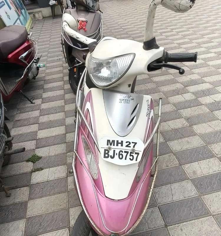 Arjent bechna hai