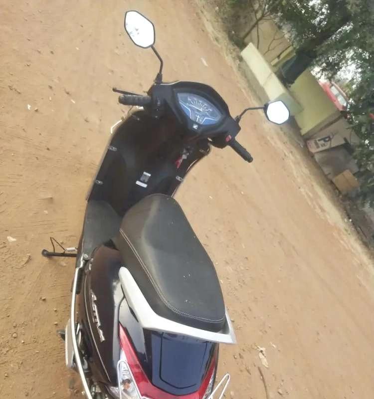Honda activaDLX 2024 novr model 110 cc pearl.siren blue colour