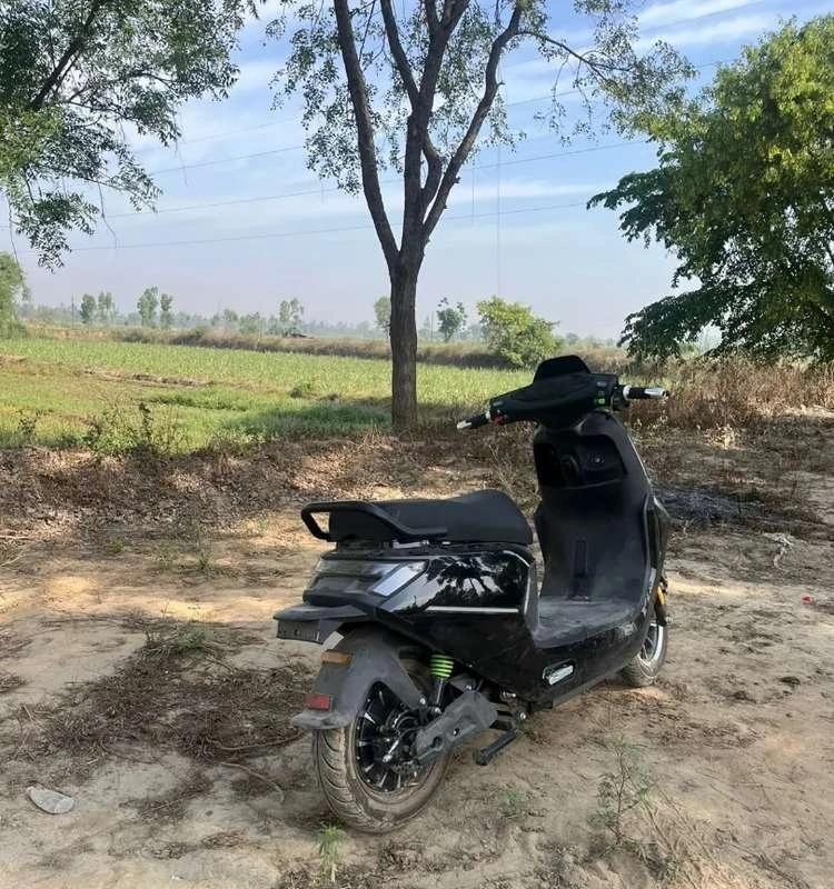 Ola model ergent sell krni hai 72volt battery 100range price kam hojye