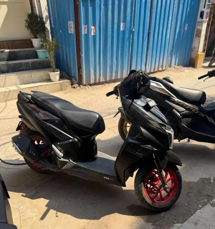 TVs ntorq 125 Race XP black