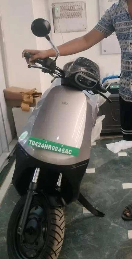 Ola S1 X+ , lock buton starting , one year 11 month
