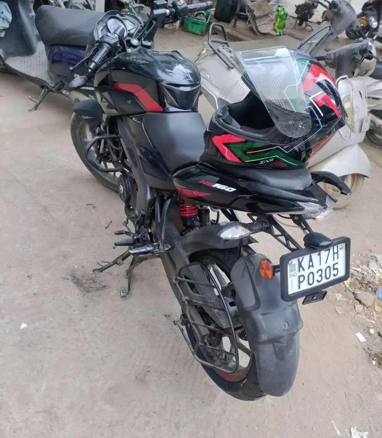 Bajaj pulser ns 150