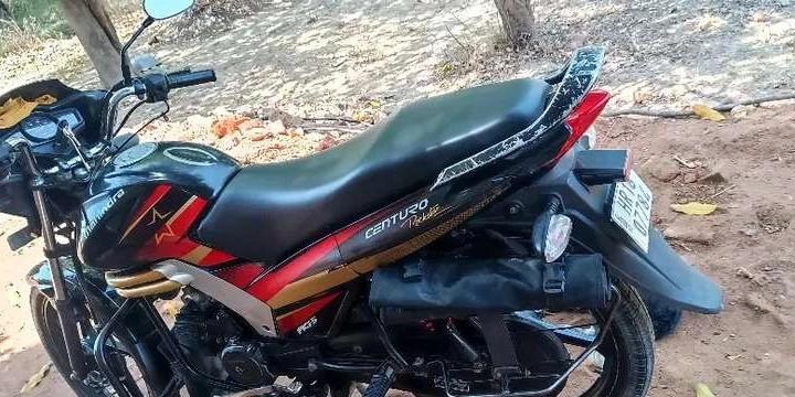Mahindra Centuro Bike
