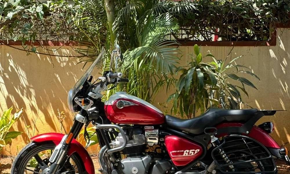 ROYAL ENFIELD SUPER METERO 650 CELESTIAL VARIANT