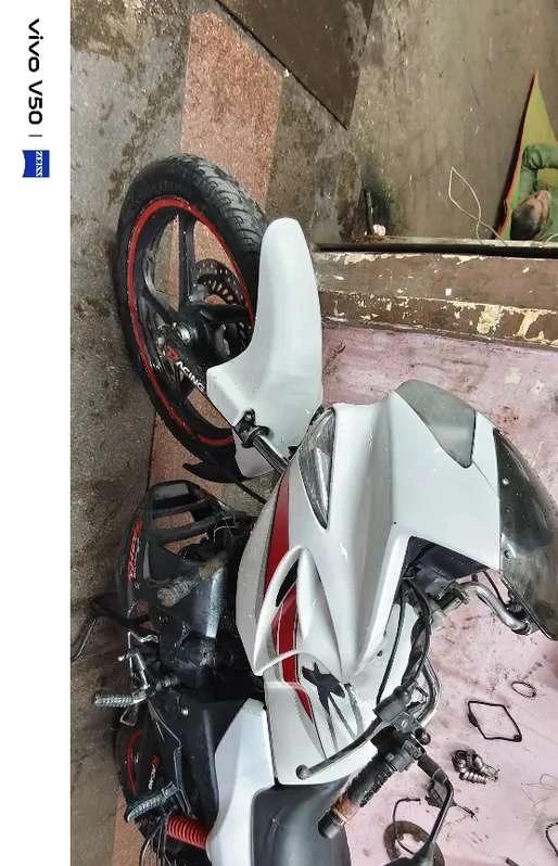 Hero karizma r