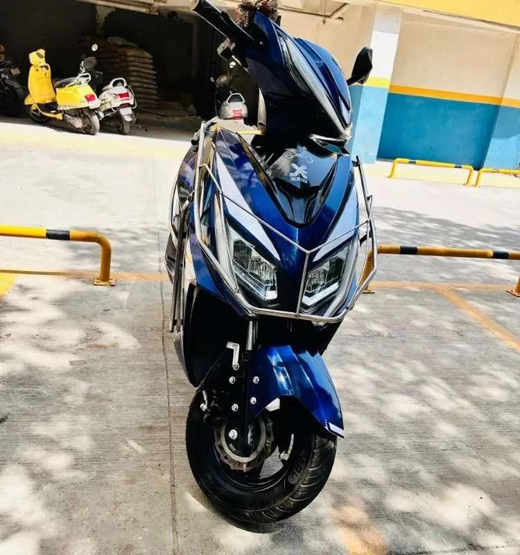Electric Scooty (XES 6 Months Old 2500 KM Driven Under Warranty
