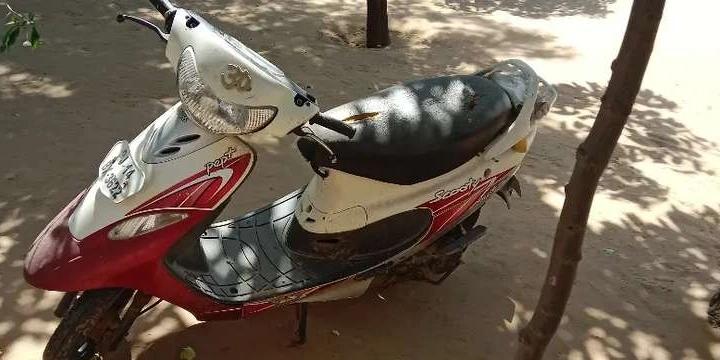 Scooty Pep plas