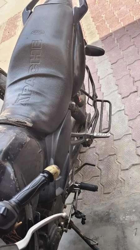Jiski bhi lena hai vhi message kare