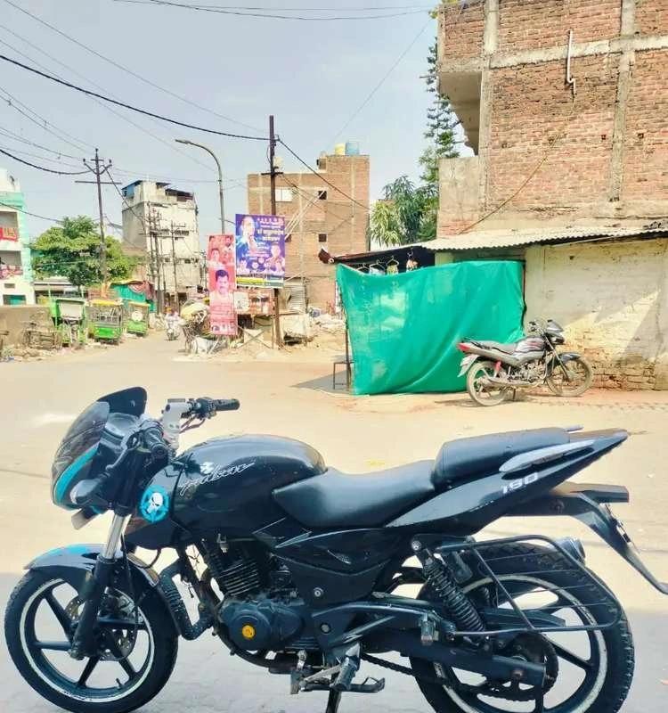 Pulsar 180 good condition
