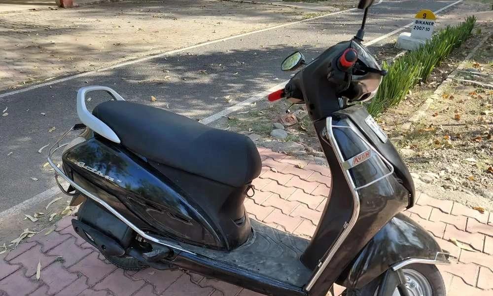 Urgent Sale: Activa 3G